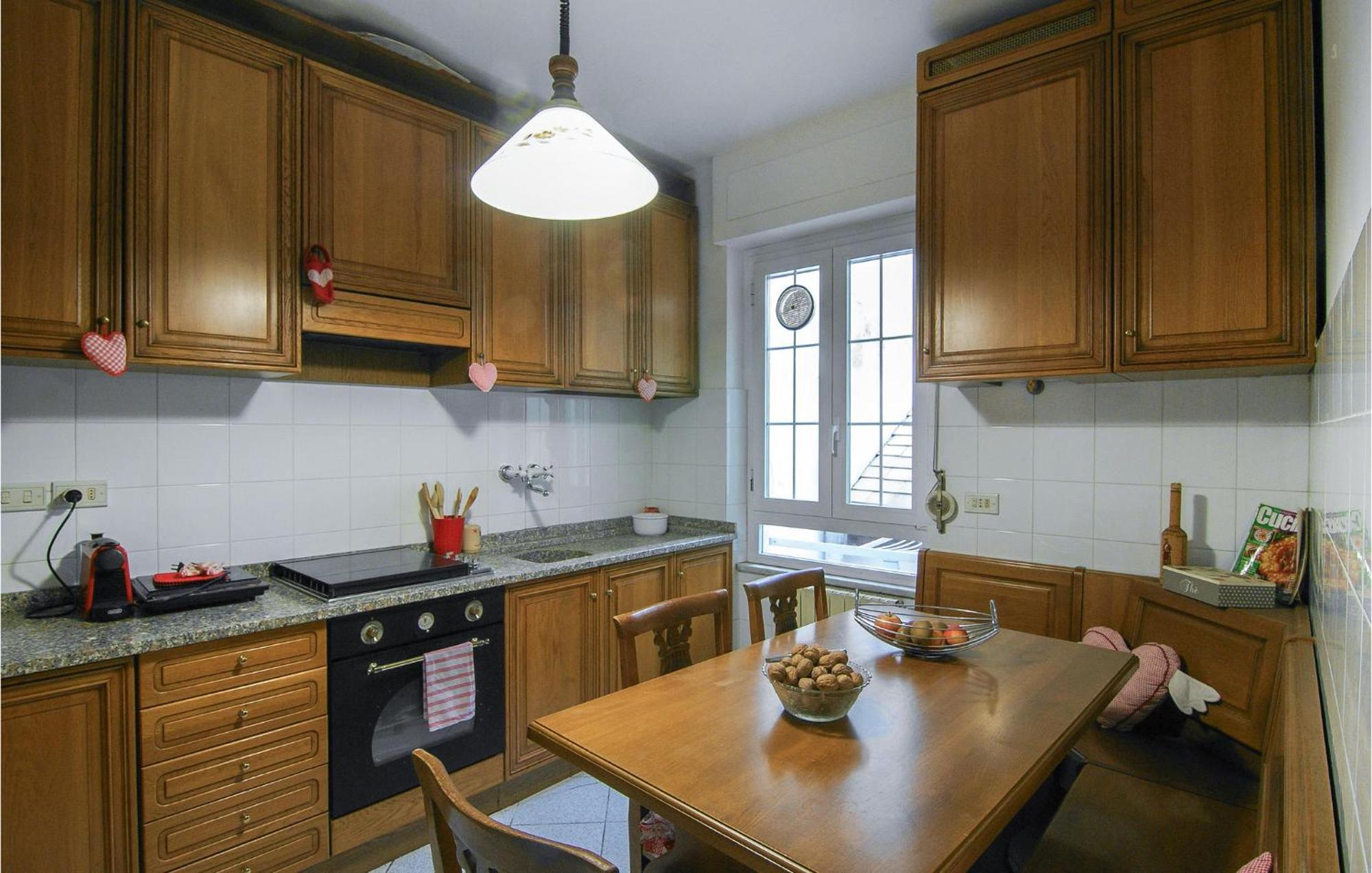 Nice Apartment In Moneglia With Kitchen Exterior foto